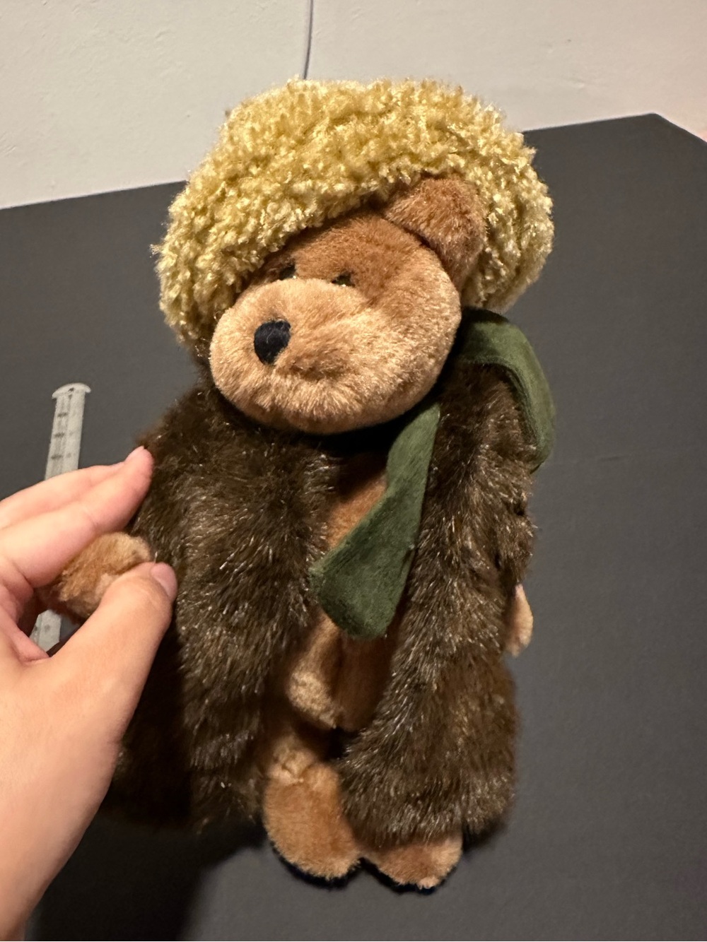 Aunt Bessie Skidoo The Artisan Bears Boyds Bears Bearwear Collectible Plush